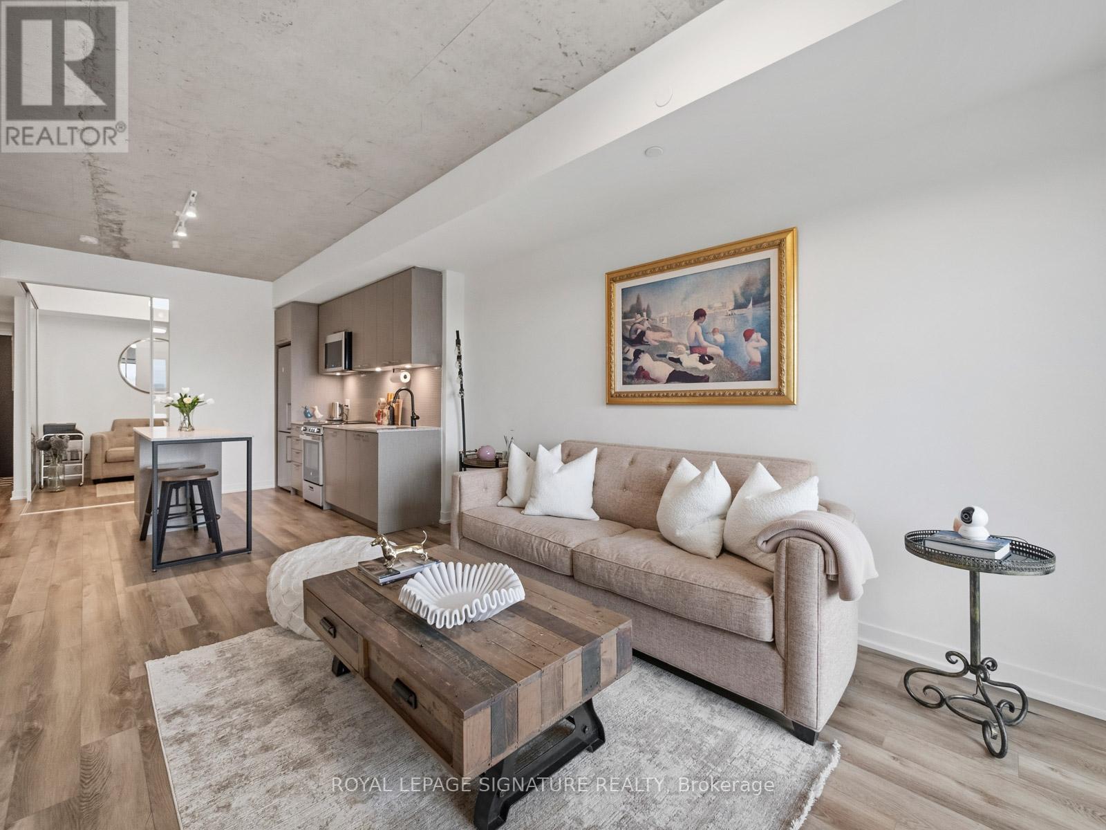 1808 St Clair Avenue, Toronto, Ontario  M6N 0C1 - Photo 16 - W12901662