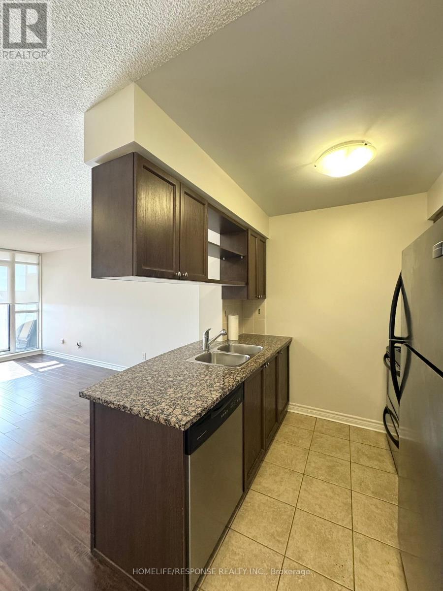 506 - 2379 Central Park Drive, Oakville (Ro River Oaks), Ontario  L6H 0E3 - Photo 5 - W12897284