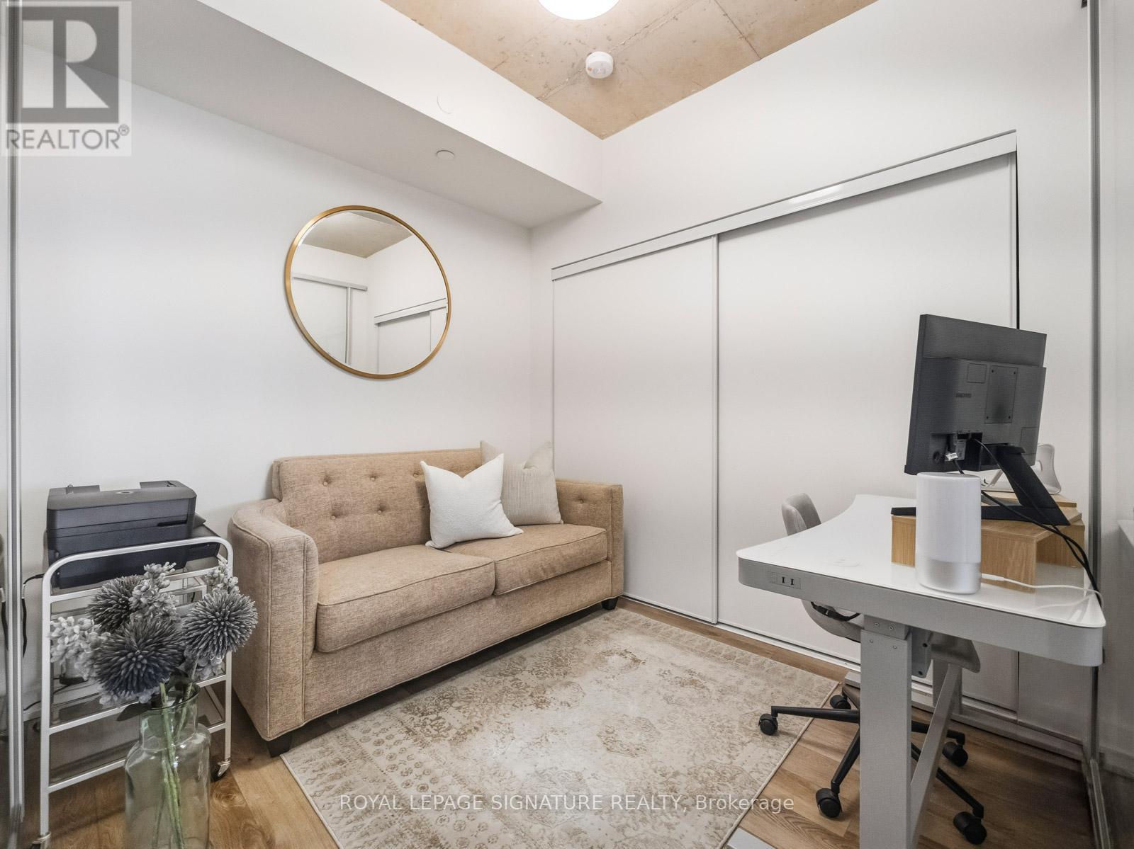 1808 St Clair Avenue, Toronto, Ontario  M6N 0C1 - Photo 34 - W12901662