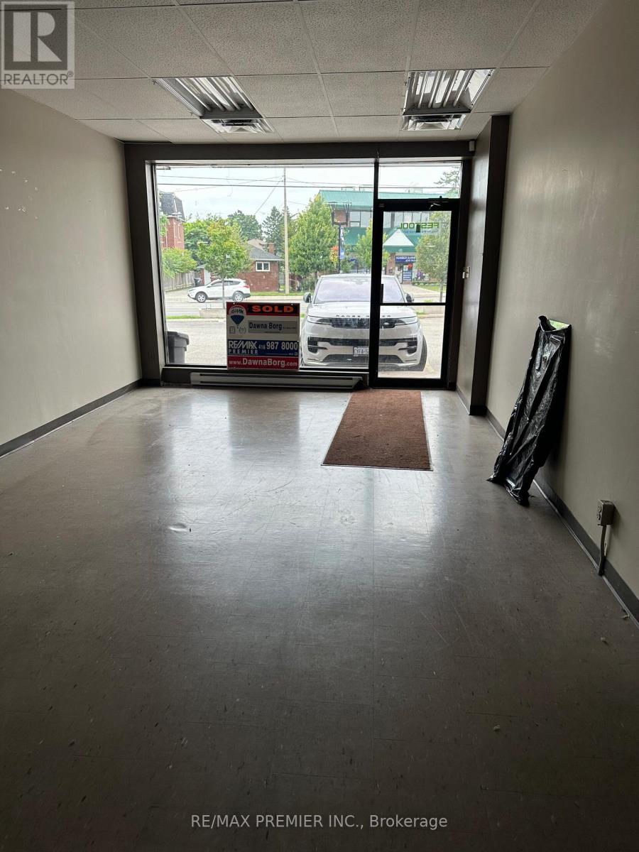 7 - 2965 Islington Avenue, Toronto (Humber Summit), Ontario  M9L 2K8 - Photo 2 - W12600140