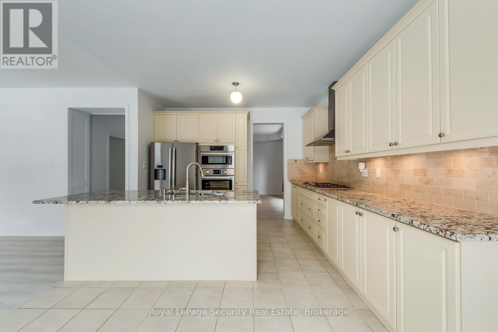 757 Halbert Drive N, Shelburne, Ontario  L0N 1S2 - Photo 13 - X12884764