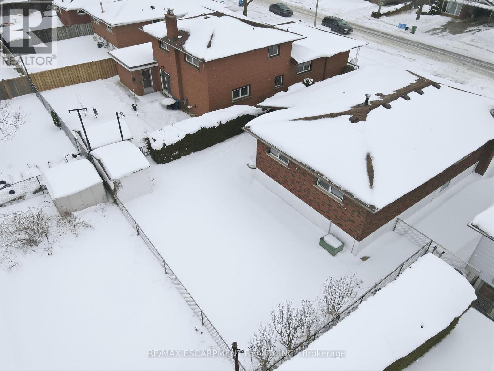 63 Marlowe Drive, Hamilton, Ontario  L9C 2H8 - Photo 39 - X12759162