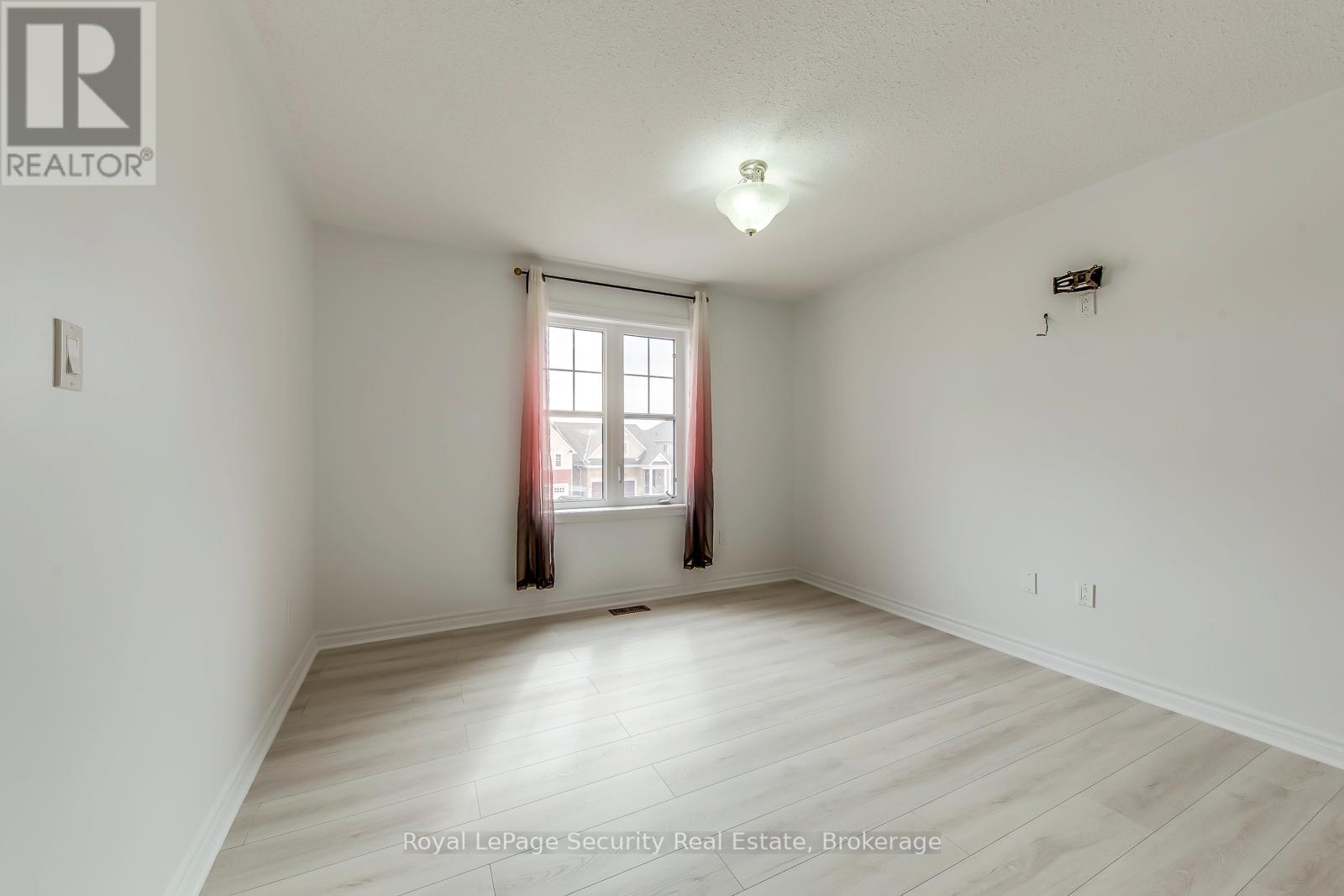 757 Halbert Drive N, Shelburne, Ontario  L0N 1S2 - Photo 22 - X12884764