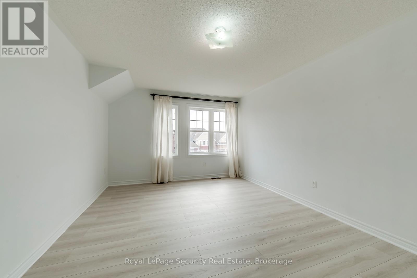 757 Halbert Drive N, Shelburne, Ontario  L0N 1S2 - Photo 37 - X12884764