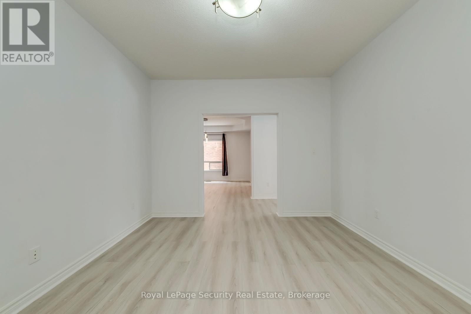 757 Halbert Drive N, Shelburne, Ontario  L0N 1S2 - Photo 5 - X12884764