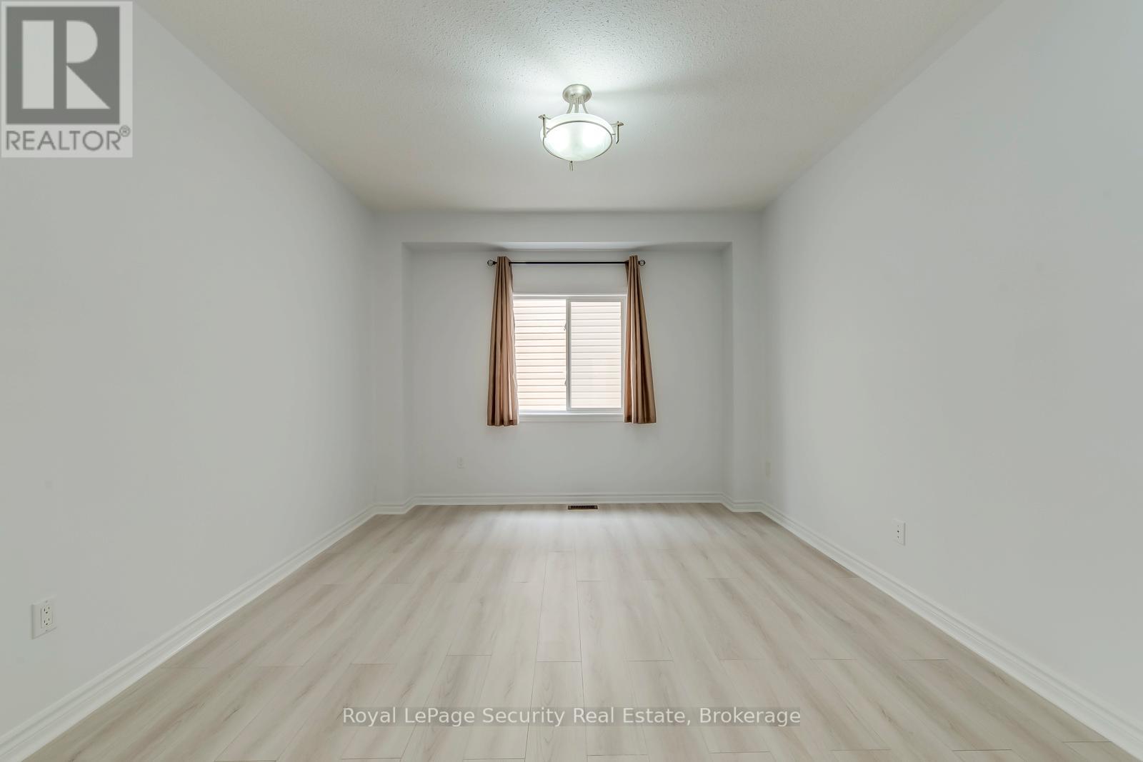 757 Halbert Drive N, Shelburne, Ontario  L0N 1S2 - Photo 4 - X12884764