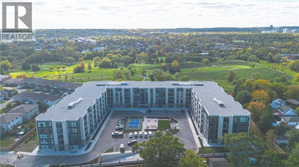 50 Herrick Avenue Unit# 231, St. Catharines, Ontario  L2P 0G3 - Photo 2 - 40804604