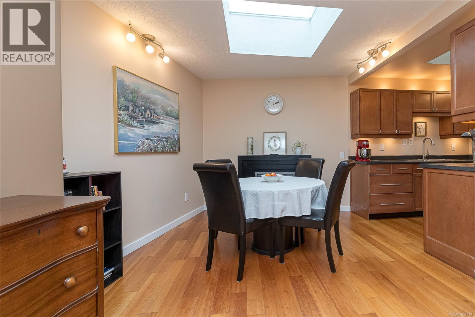 317 3962 Cedar Hill Rd, Saanich, British Columbia  V8N 3B8 - Photo 14 - 1027191