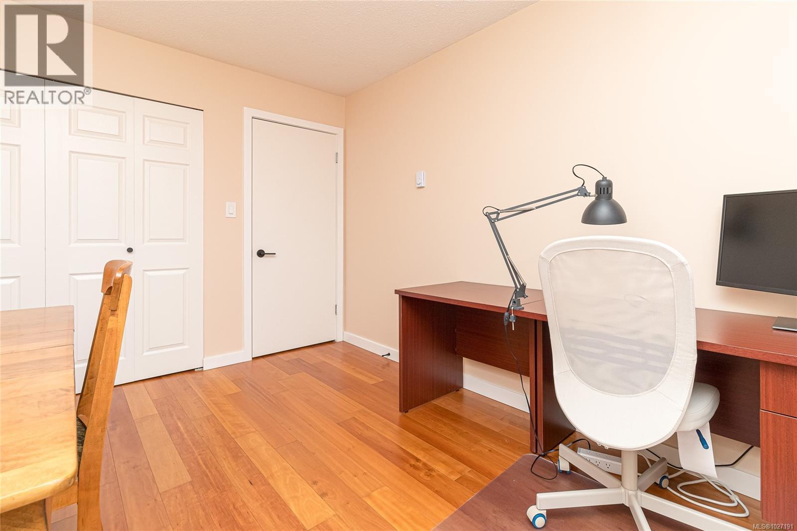 317 3962 Cedar Hill Rd, Saanich, British Columbia  V8N 3B8 - Photo 32 - 1027191