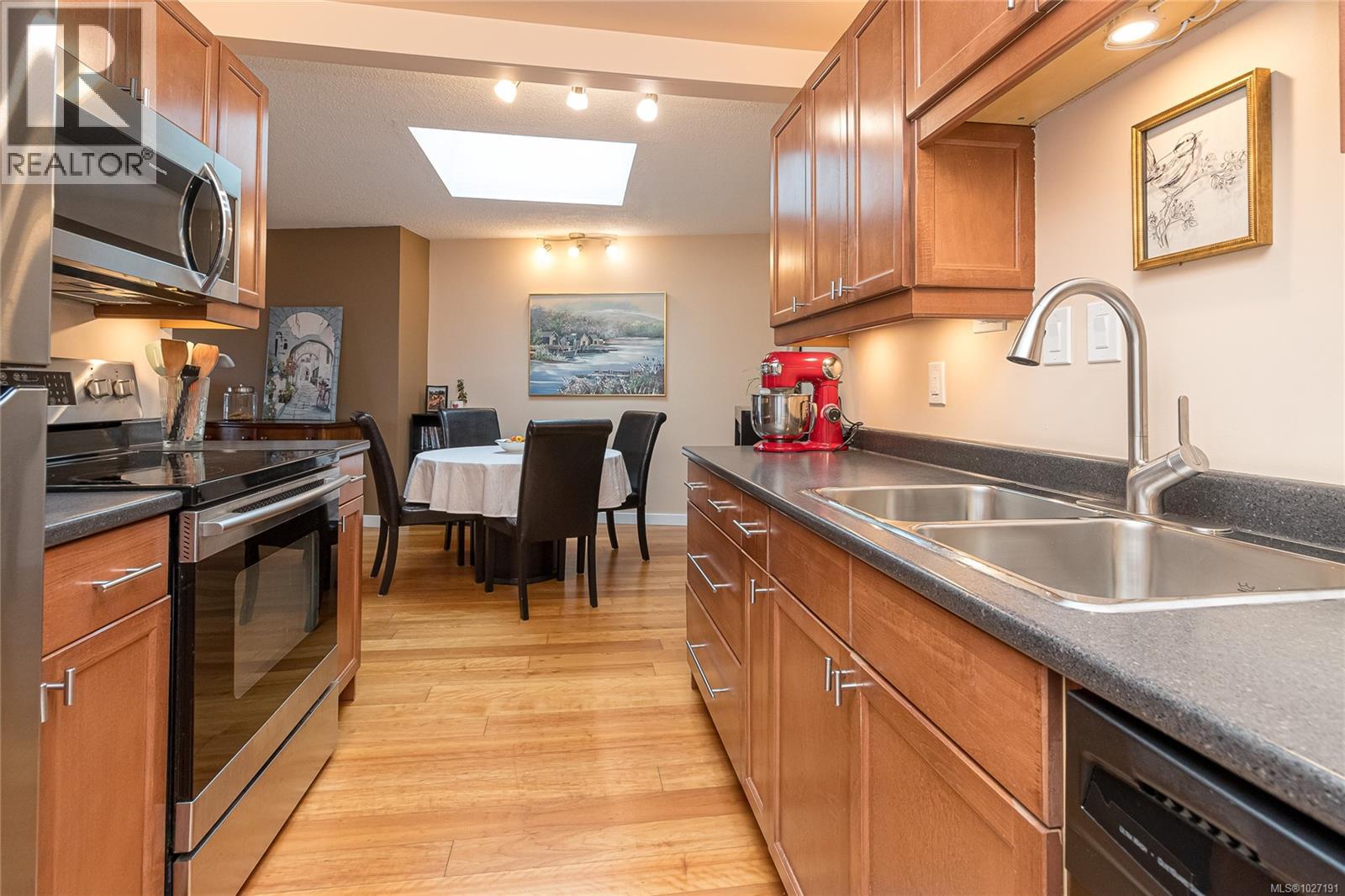 317 3962 Cedar Hill Rd, Saanich, British Columbia  V8N 3B8 - Photo 16 - 1027191