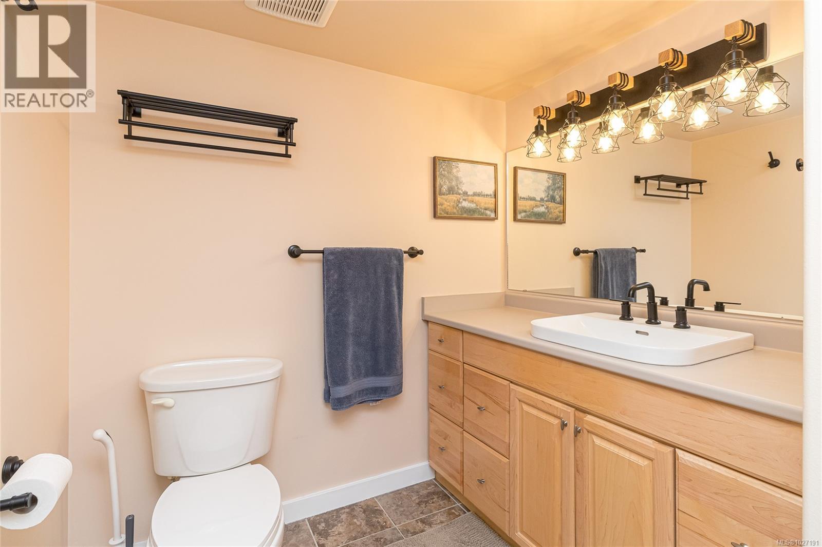 317 3962 Cedar Hill Rd, Saanich, British Columbia  V8N 3B8 - Photo 29 - 1027191