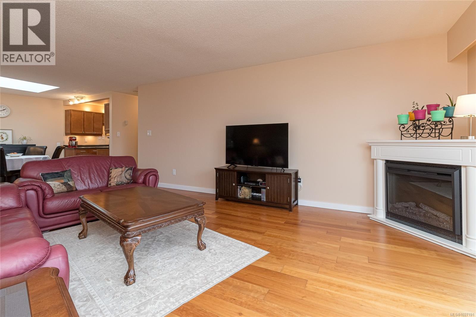 317 3962 Cedar Hill Rd, Saanich, British Columbia  V8N 3B8 - Photo 10 - 1027191