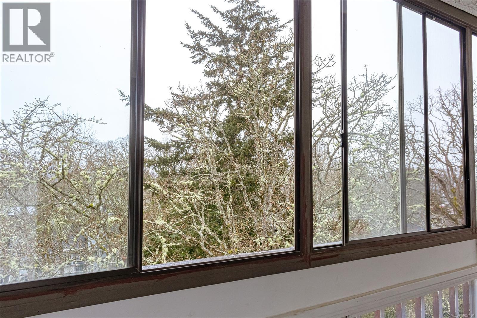 317 3962 Cedar Hill Rd, Saanich, British Columbia  V8N 3B8 - Photo 42 - 1027191