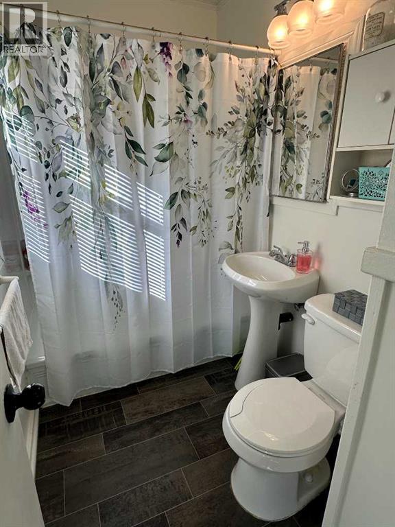 4812 57 Avenue, Taber, Alberta  T1G 1E4 - Photo 8 - A2294922