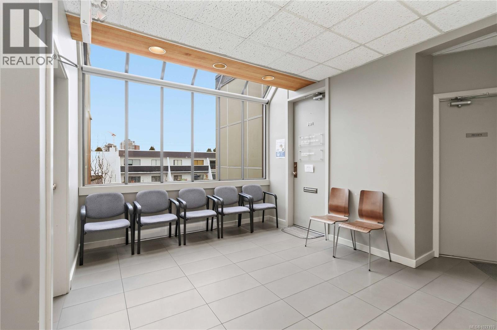 303 1711 Cook St, Victoria, British Columbia  V8T 3P2 - Photo 26 - 1027193