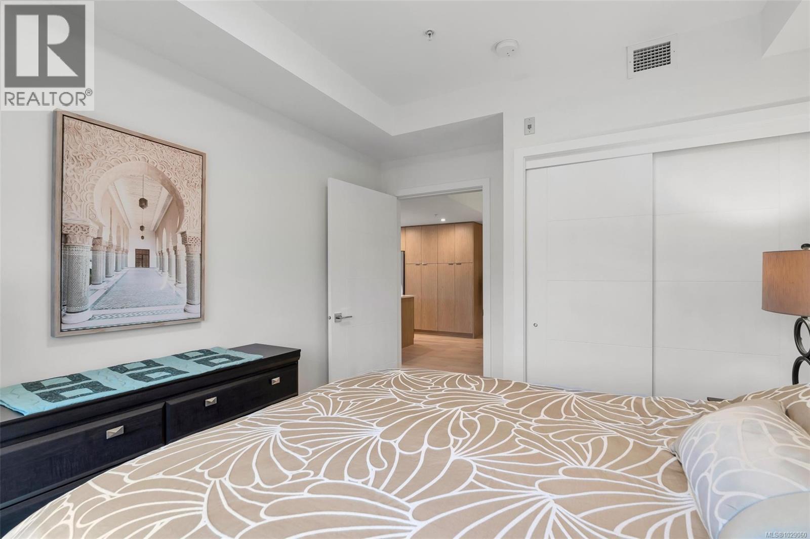 304 5120 Cordova Bay Rd, Saanich, British Columbia  V8Y 2K5 - Photo 23 - 1029060