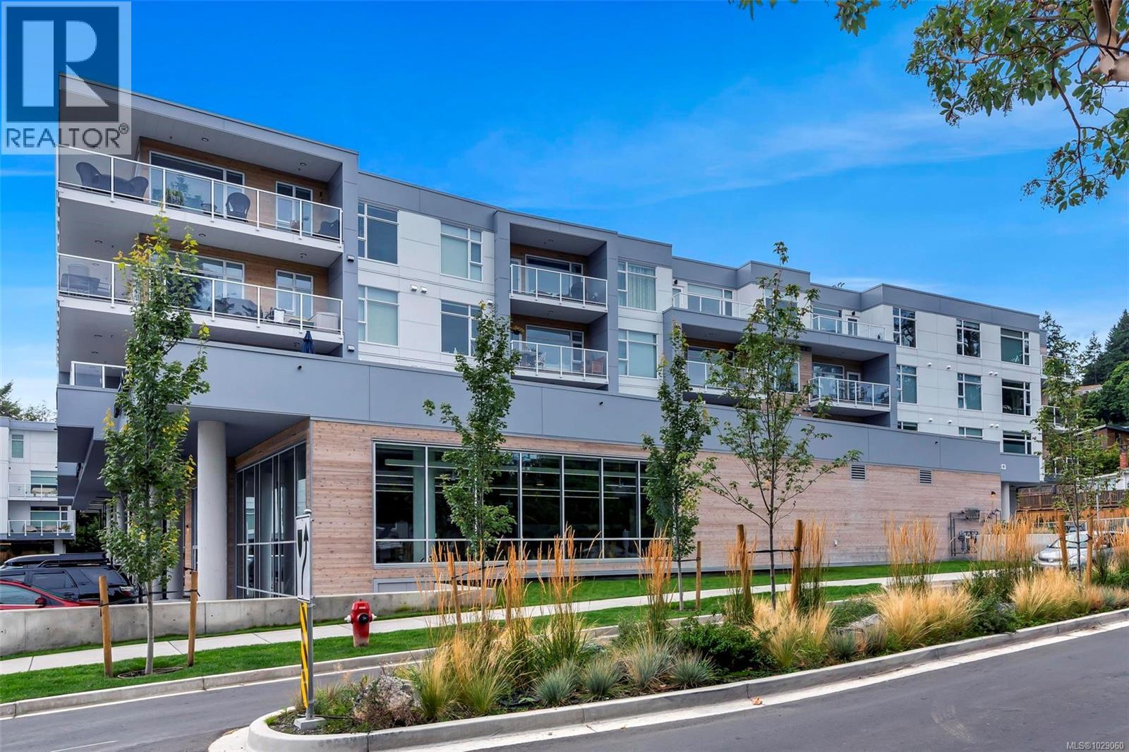 304 5120 Cordova Bay Rd, Saanich, British Columbia  V8Y 2K5 - Photo 35 - 1029060