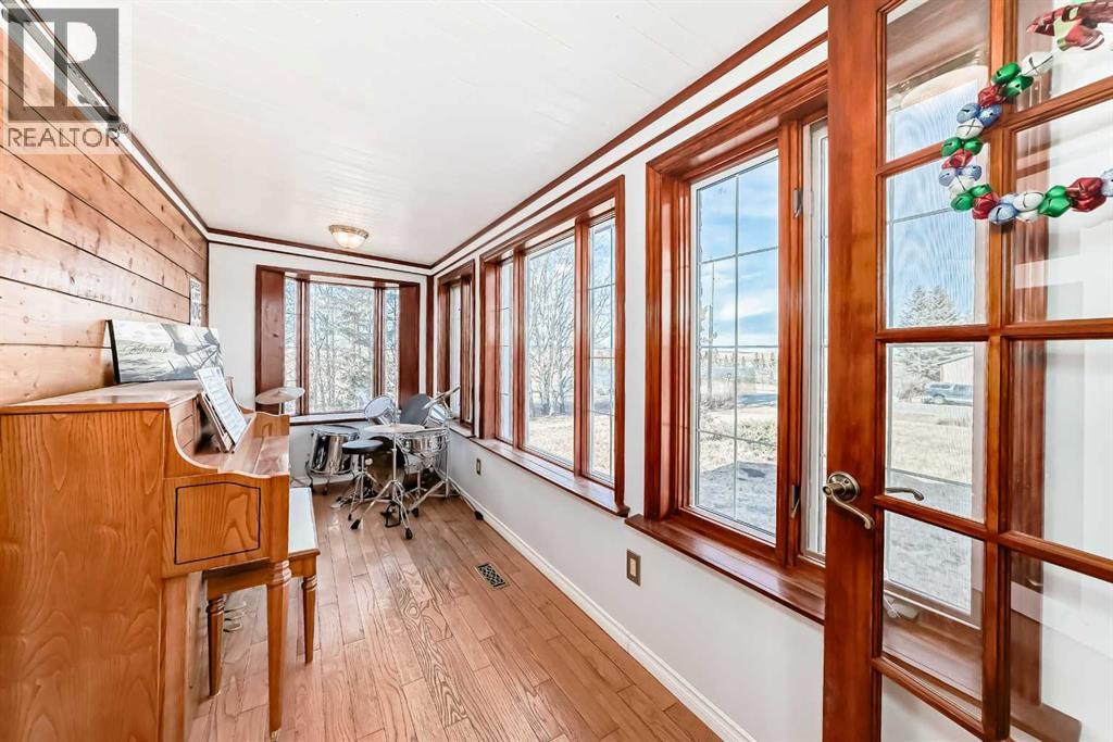 3 Cochrane Lake Trail, Cochrane Lake, Alberta  T4C 2A8 - Photo 35 - A2288457