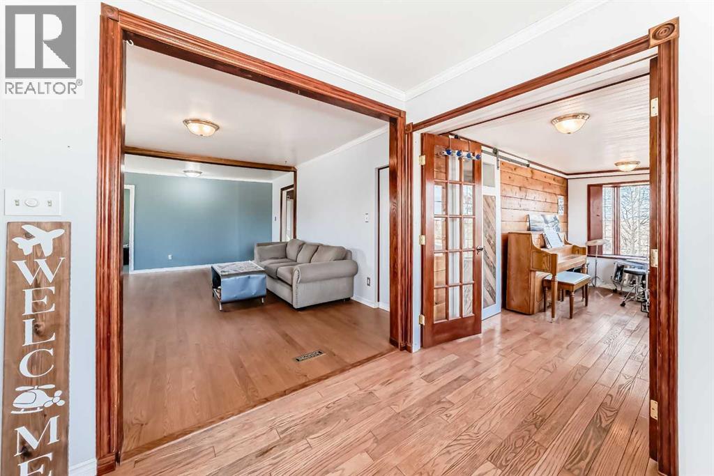 3 Cochrane Lake Trail, Cochrane Lake, Alberta  T4C 2A8 - Photo 12 - A2288457