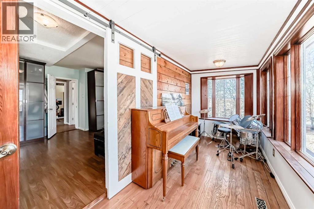 3 Cochrane Lake Trail, Cochrane Lake, Alberta  T4C 2A8 - Photo 36 - A2288457