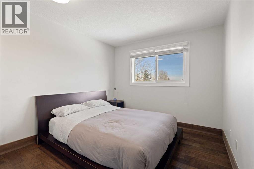 40 Wood Crescent Sw, Calgary, Alberta  T2W 4B6 - Photo 33 - A2292469