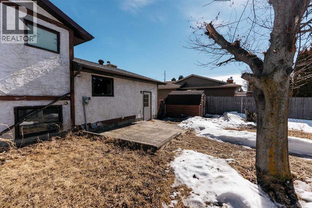 4 Barrett Drive, Red Deer, Alberta  T4R 1J3 - Photo 36 - A2293881