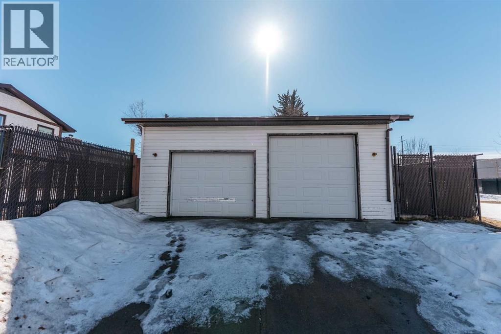 4 Barrett Drive, Red Deer, Alberta  T4R 1J3 - Photo 6 - A2293881