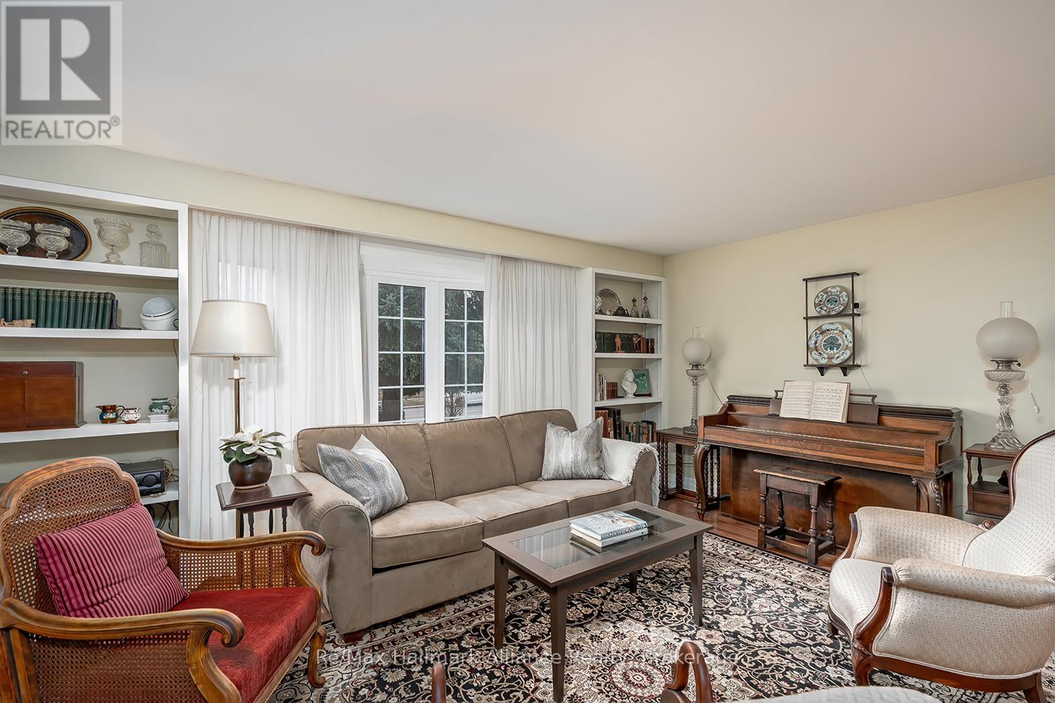 2305 Devon Road, Oakville, Ontario  L6J 5R2 - Photo 11 - W12903682