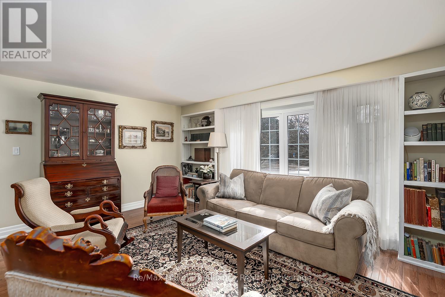 2305 Devon Road, Oakville, Ontario  L6J 5R2 - Photo 13 - W12903682