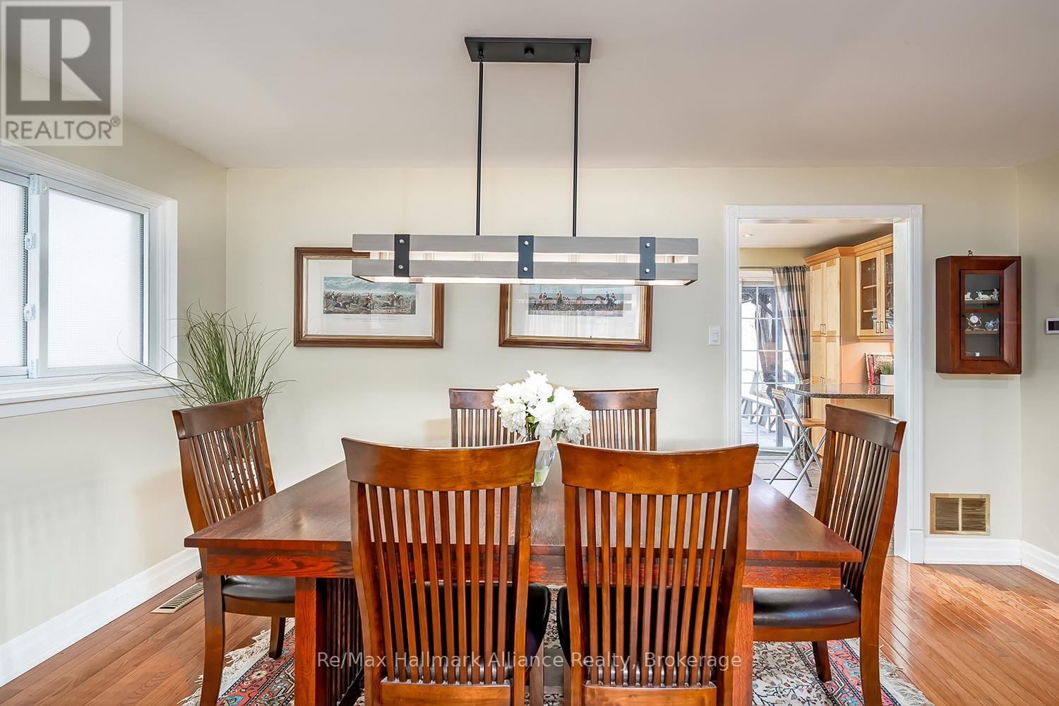 2305 Devon Road, Oakville, Ontario  L6J 5R2 - Photo 18 - W12903682