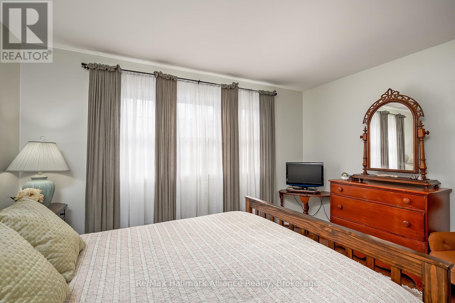 2305 Devon Road, Oakville, Ontario  L6J 5R2 - Photo 24 - W12903682