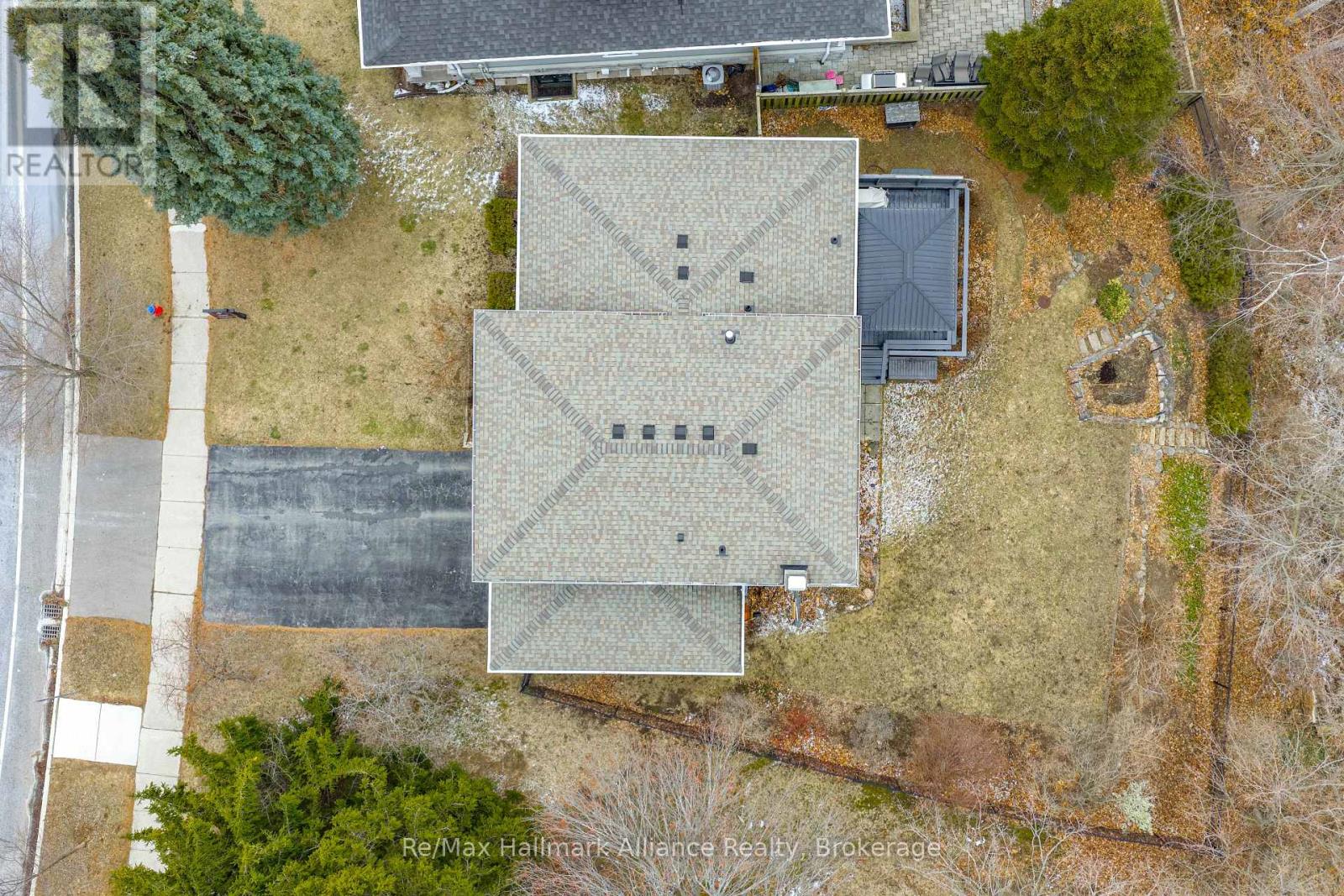 2305 Devon Road, Oakville, Ontario  L6J 5R2 - Photo 3 - W12903682