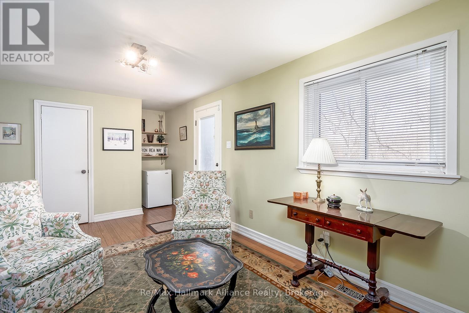 2305 Devon Road, Oakville, Ontario  L6J 5R2 - Photo 9 - W12903682