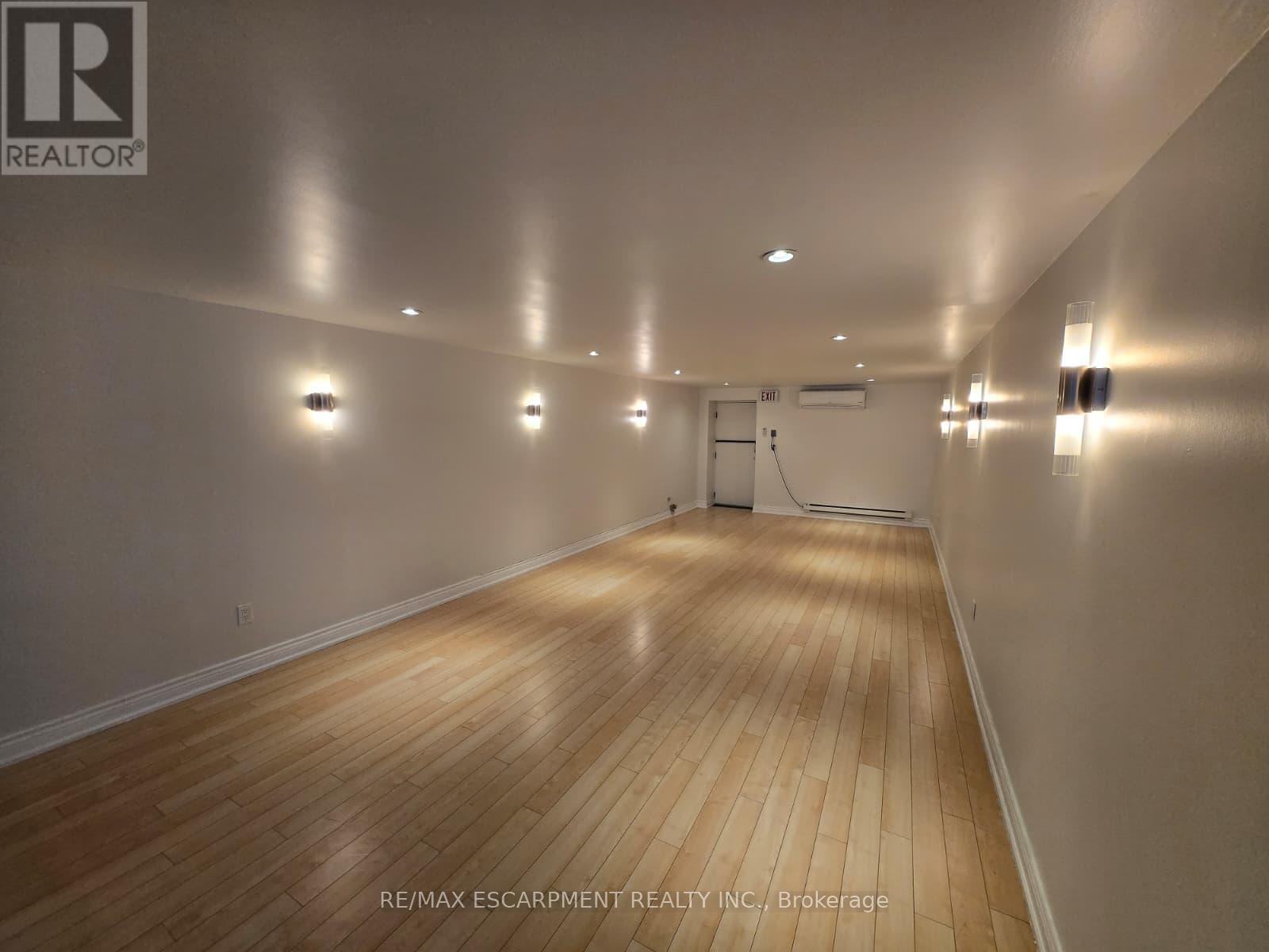 107 - 33 VILLIERS STREET, Toronto, Ontario