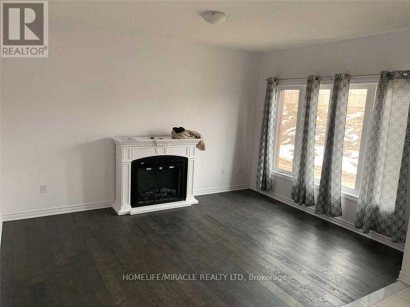 34 Terry Clayton Avenue, Brock (Beaverton), Ontario  L0K 1A0 - Photo 4 - N12853296