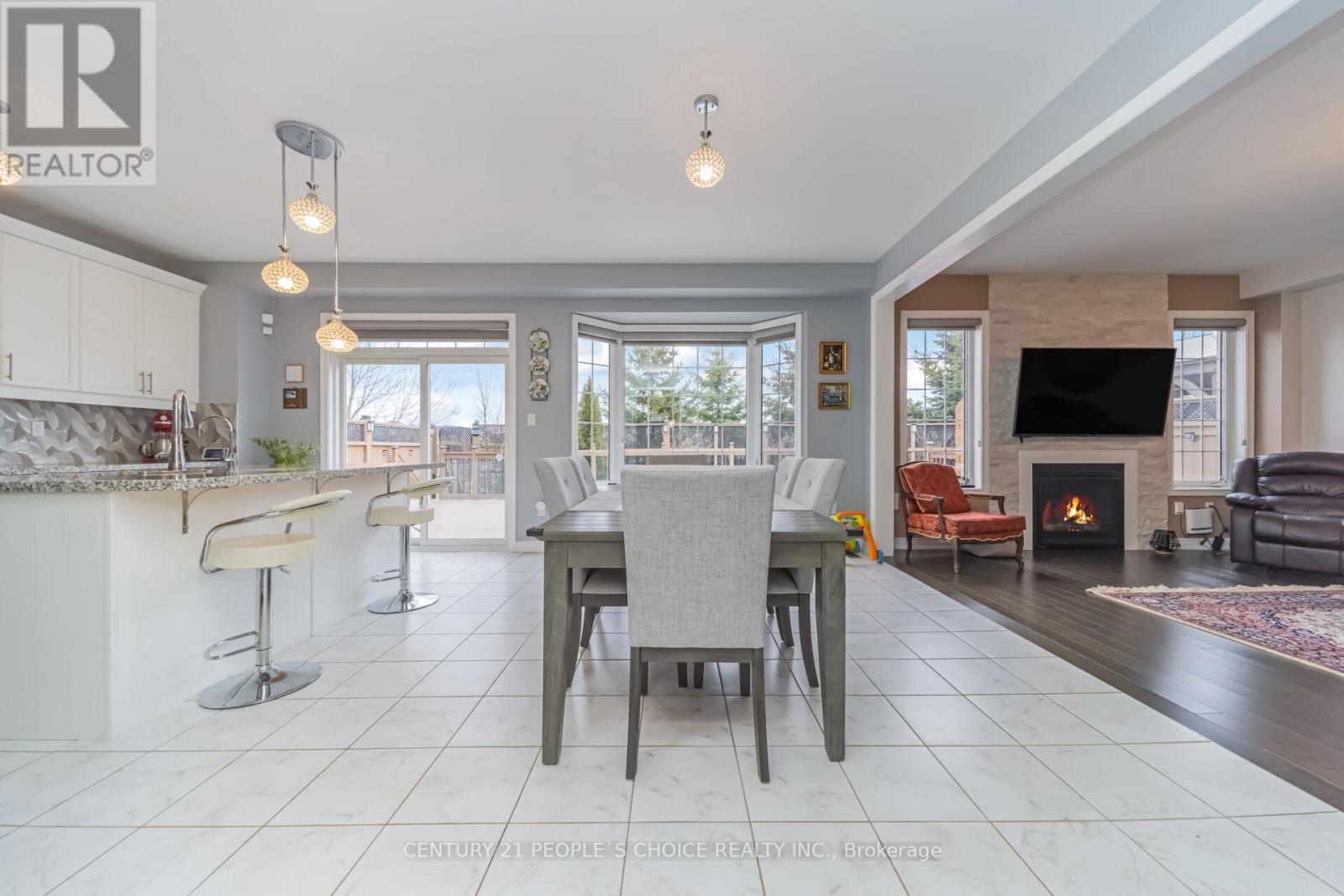 28 Truro Circle, Brampton, Ontario  L7A 4E5 - Photo 10 - W12902532