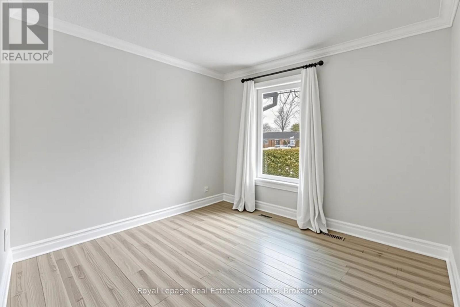 44 Mcclellan Road, Caledon, Ontario  L7K 0C8 - Photo 20 - W12897612