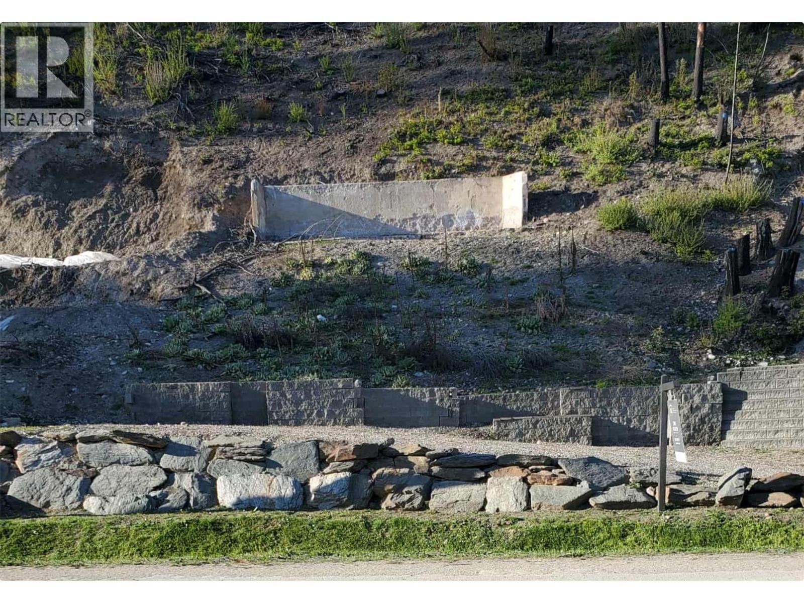 5143 Squilax-Anglemont Road, Celista, British Columbia  V0E 1M6 - Photo 3 - 10380137