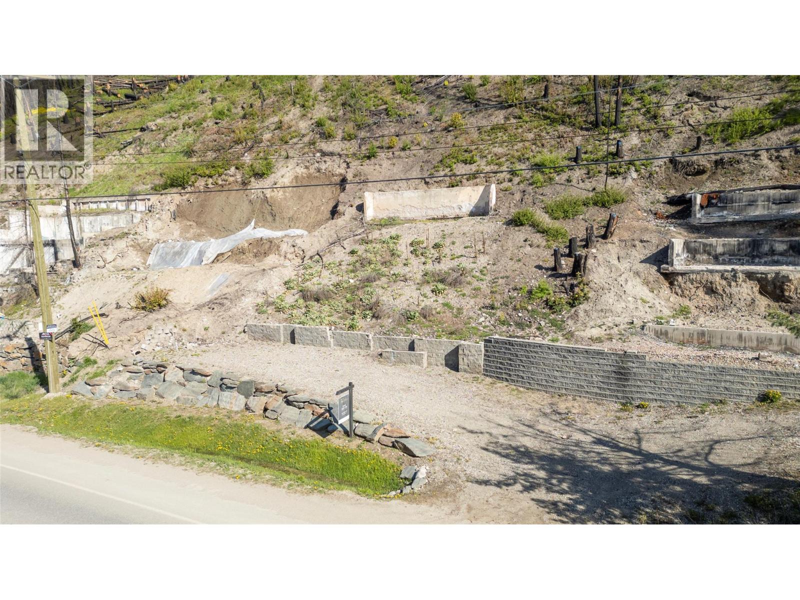 5143 Squilax-Anglemont Road, Celista, British Columbia  V0E 1M6 - Photo 6 - 10380137