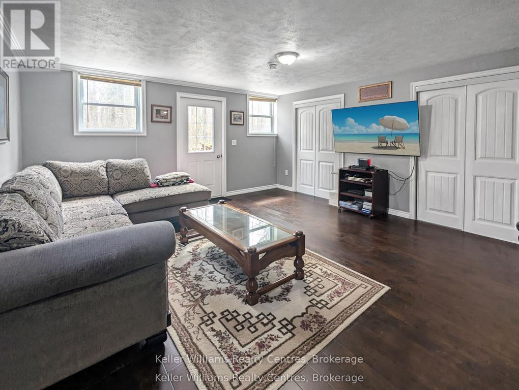 462028 Concession 24, Georgian Bluffs, Ontario  N0H 2T0 - Photo 34 - X12707796