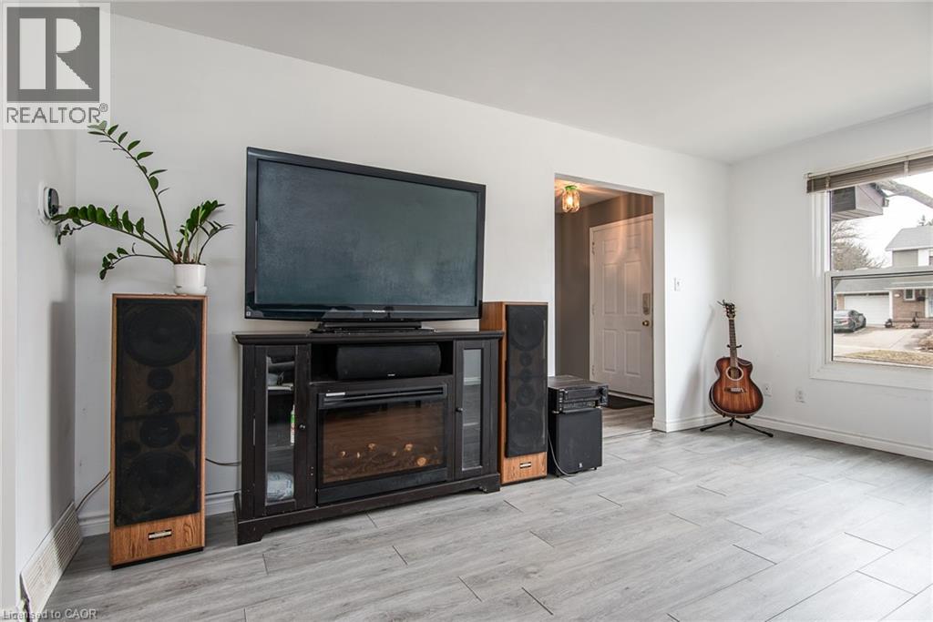 135 Vintage Crescent, Kitchener, Ontario  N2P 1L1 - Photo 15 - 40813216