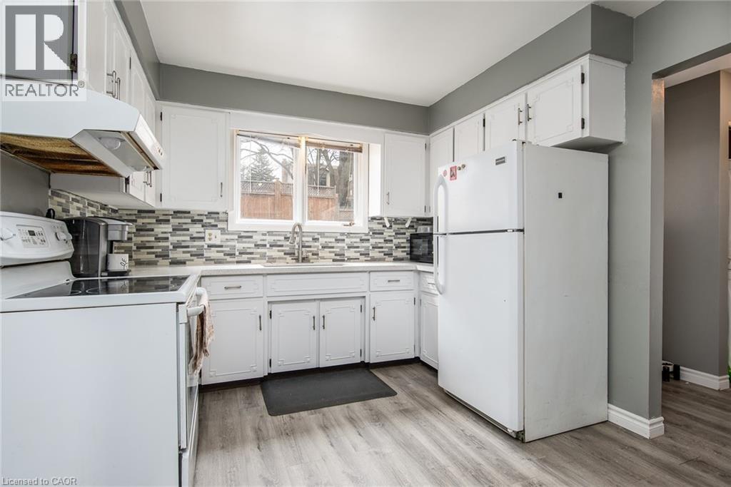 135 Vintage Crescent, Kitchener, Ontario  N2P 1L1 - Photo 20 - 40813216