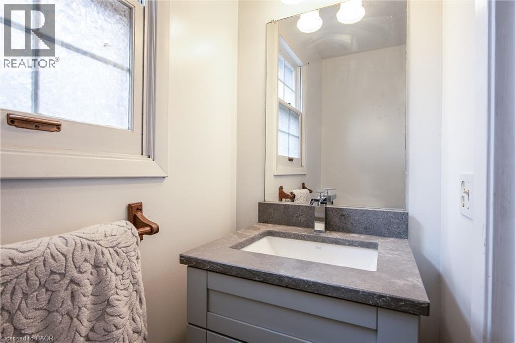 135 Vintage Crescent, Kitchener, Ontario  N2P 1L1 - Photo 27 - 40813216