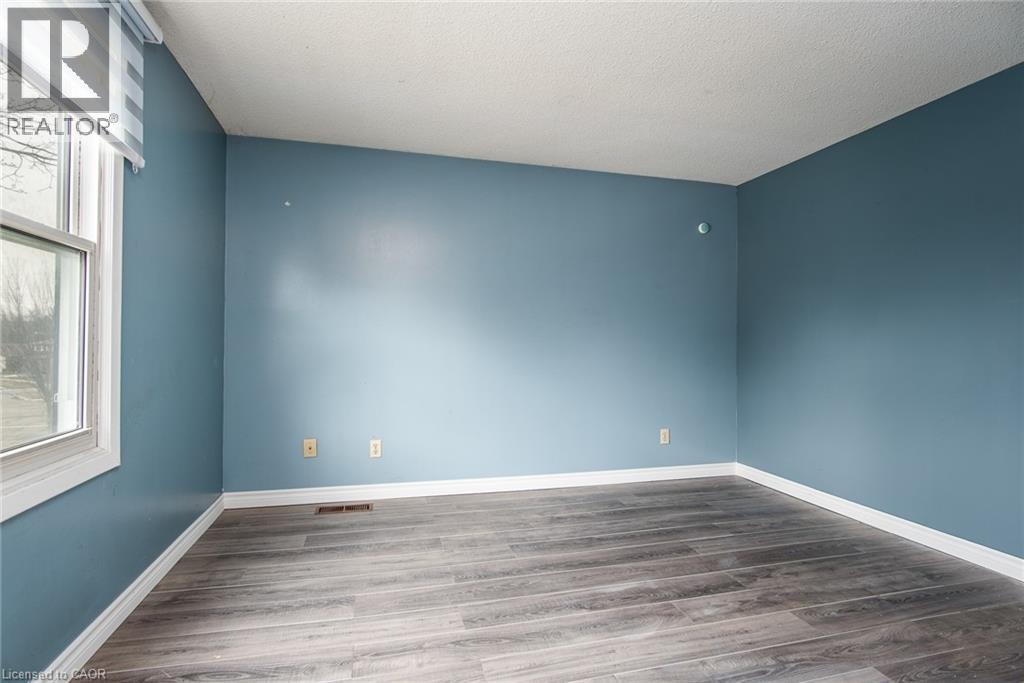 135 Vintage Crescent, Kitchener, Ontario  N2P 1L1 - Photo 28 - 40813216