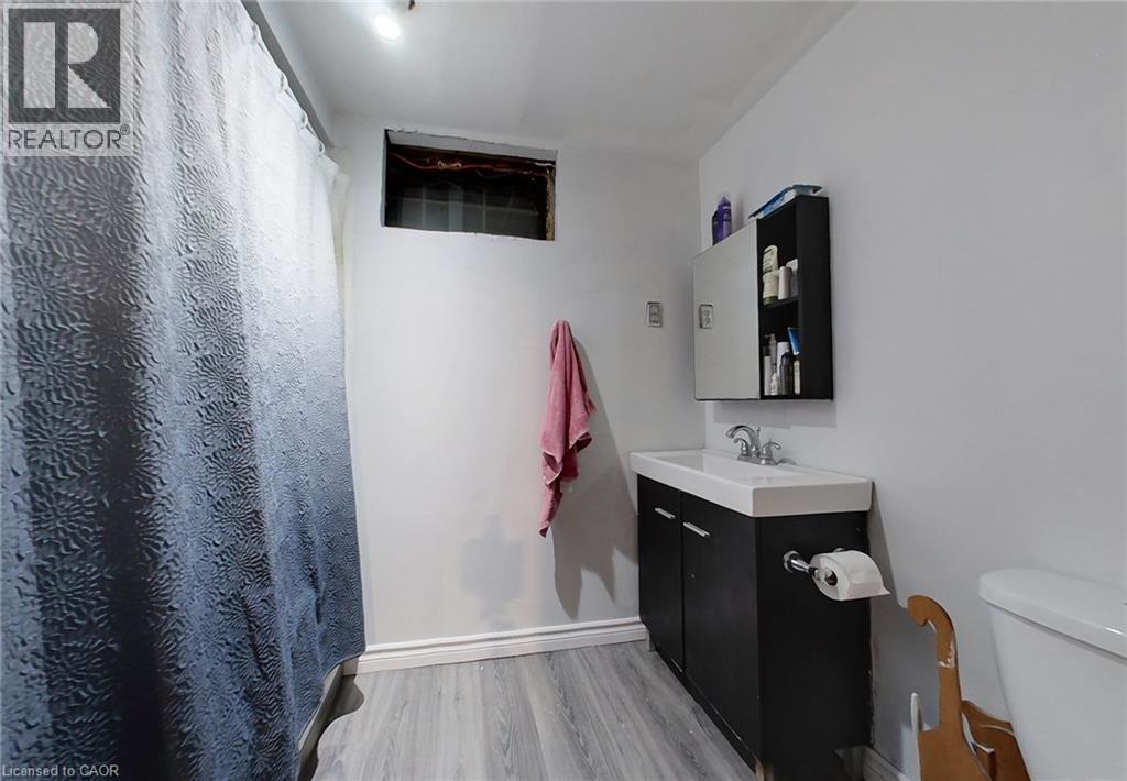 135 Vintage Crescent, Kitchener, Ontario  N2P 1L1 - Photo 42 - 40813216