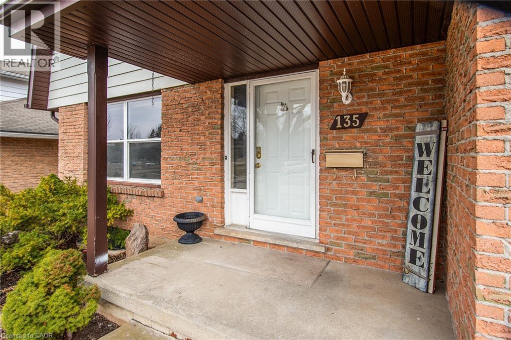 135 Vintage Crescent, Kitchener, Ontario  N2P 1L1 - Photo 5 - 40813216