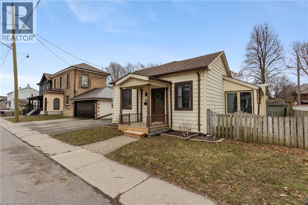 65 Palace Street, Brantford, Ontario  N3T 3W8 - Photo 4 - 40810687