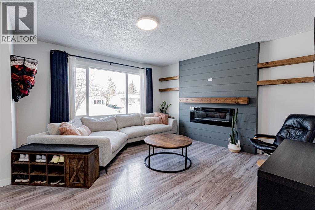 9547 74 Avenue, Grande Prairie, Alberta  T8V 5A7 - Photo 4 - A2290728