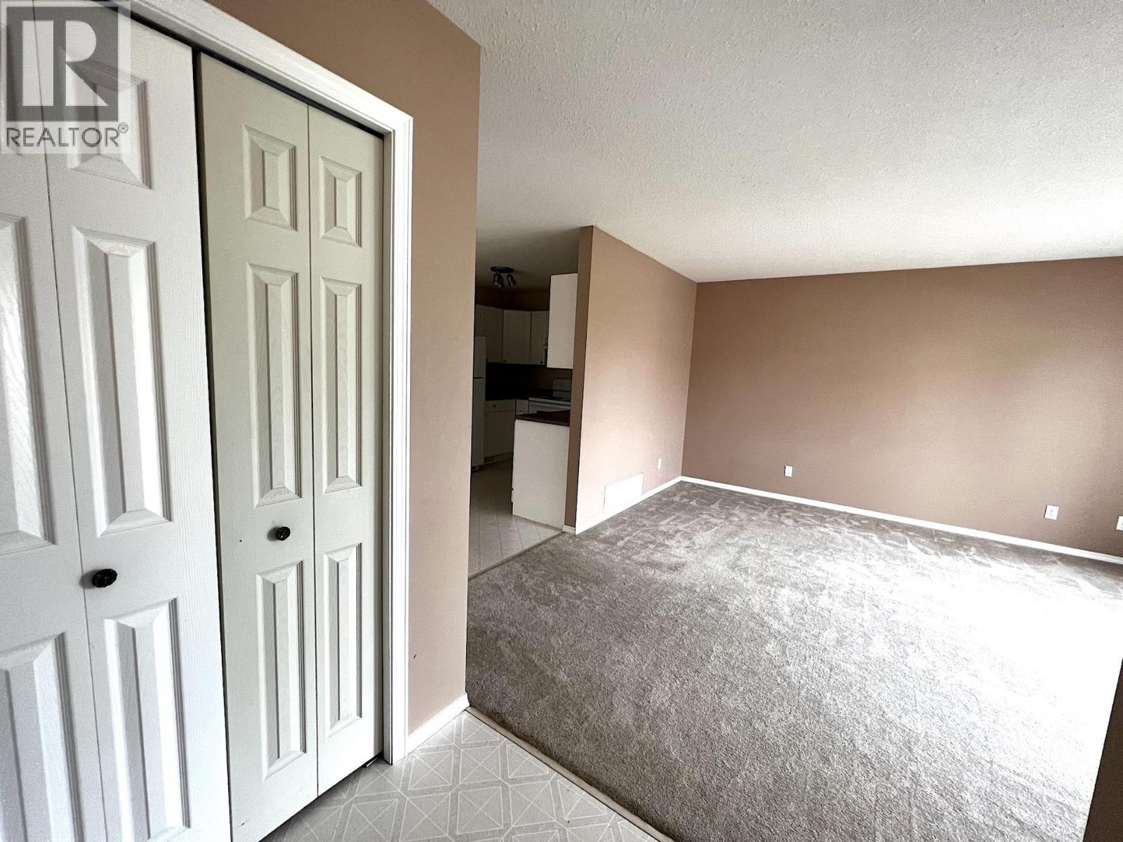 8723-8725 79a Street, Fort St. John, British Columbia  V1J 6W8 - Photo 3 - R3101819