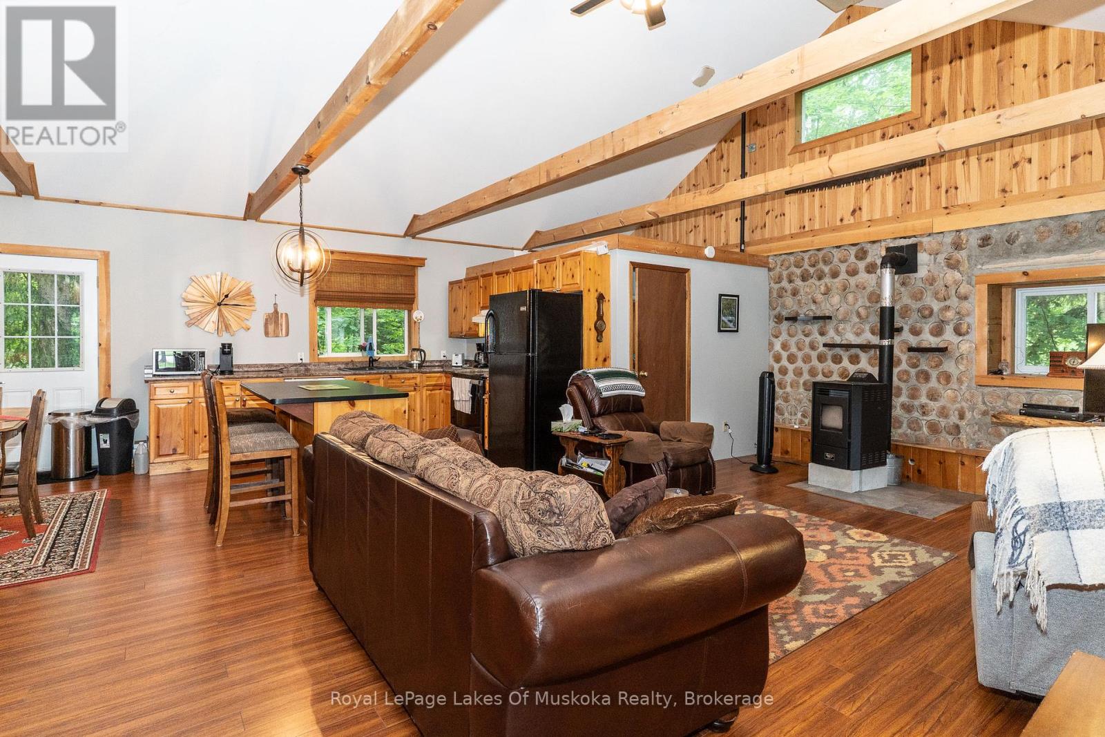 2709 Muskoka District 118 Road W, Muskoka Lakes, Ontario  P0B 1J0 - Photo 16 - X12903488